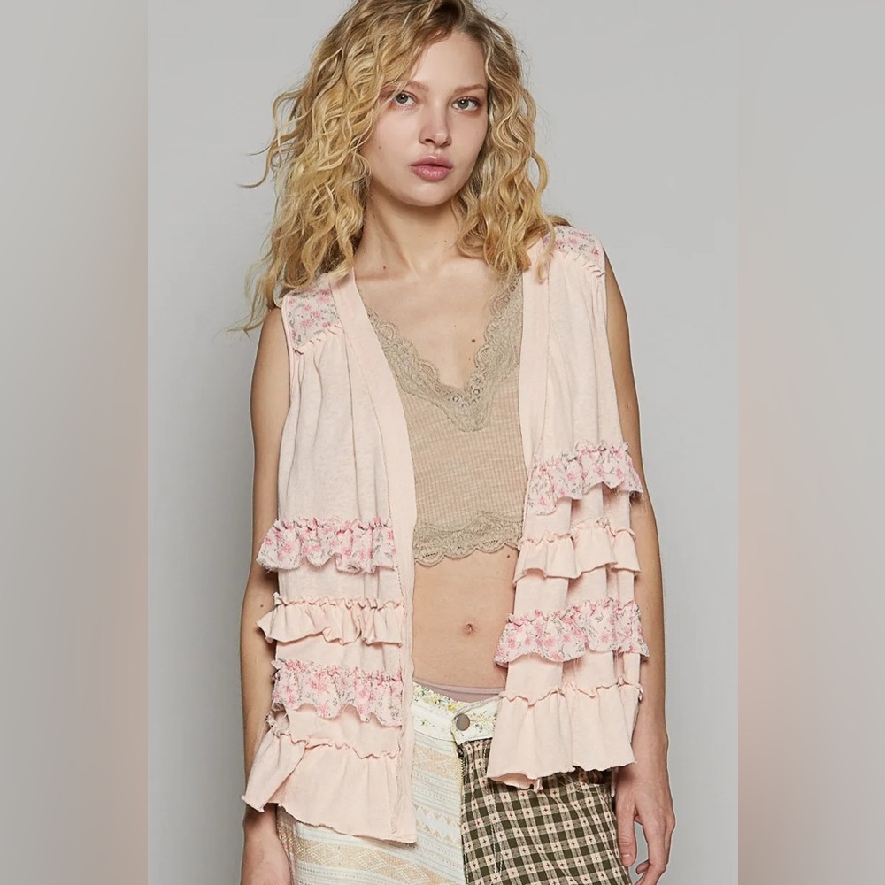 POL Sleeveless Open Cardigan Floral Ruffle Detail NWOT Size L Pink
